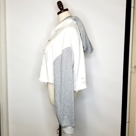 Dance & Marvel White Gray Raw Hem Crop Distressed Convertible Denim  Jacket, M - Picture 3 of 10